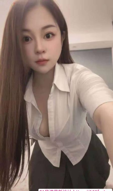 大奶毒龙丹妮 3