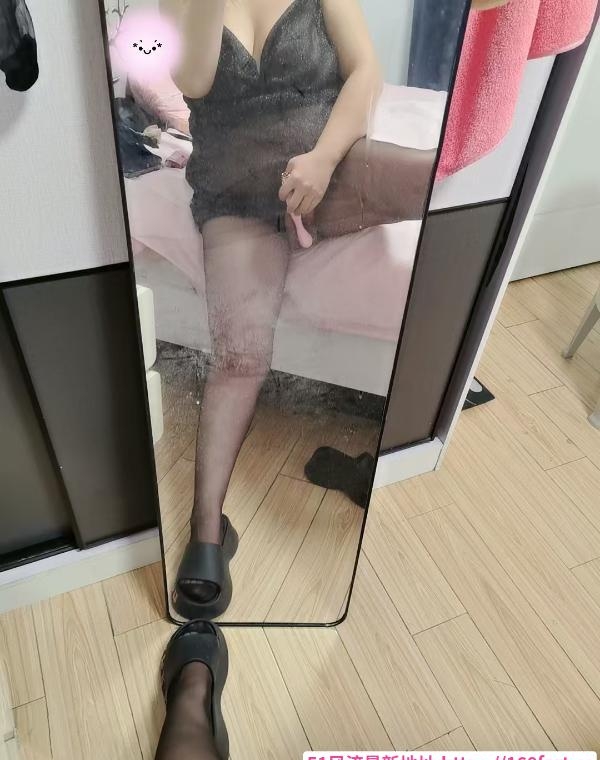 会夹会玩道具丰满妞 3