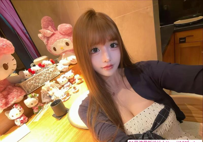 拱墅区小美大胸 3