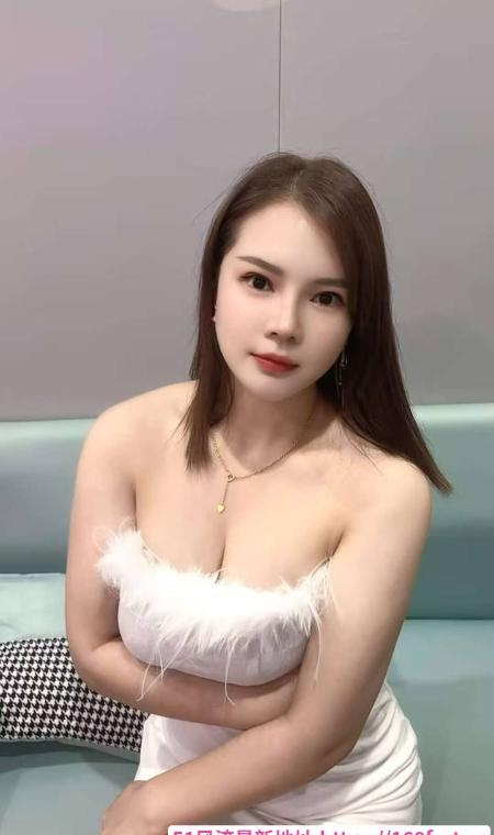 上城丰满耐操型骚少妇 3