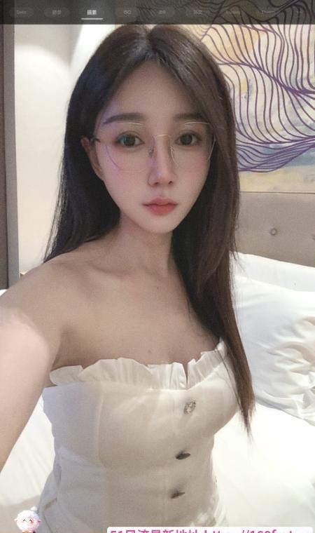 龙华服务型妹子 4