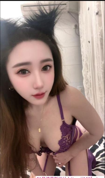 白云风骚活好媚儿 4