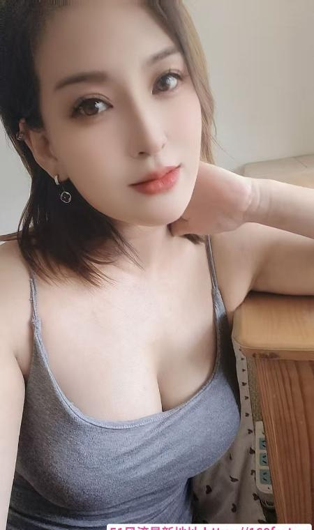 滨海新区大胸少妇 4
