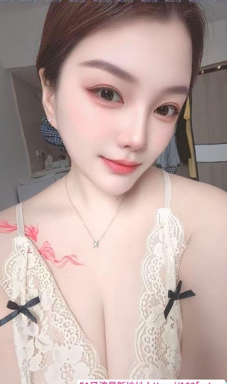 丰满巨乳骚女琳琳姐 4