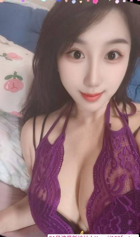 身材高挑丰满大胸老师 1
