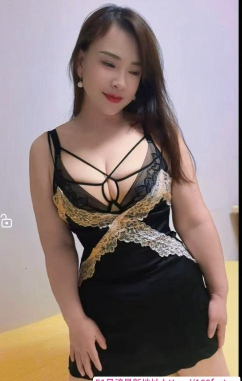 40D混血少妇服务好 1