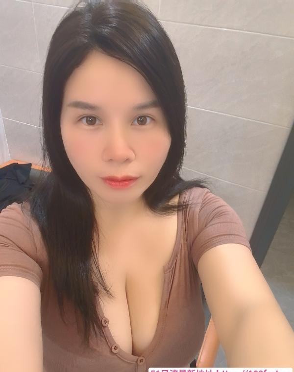 美臀骚货少妇 1