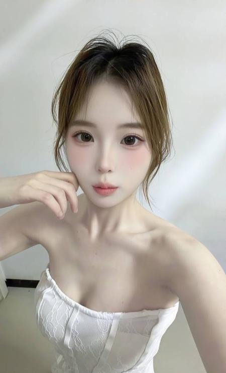 天河肤白貌美饱饱 1