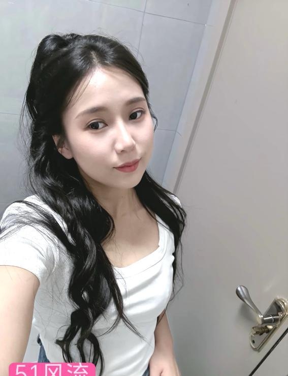 河东娇嫩清纯少妇 1