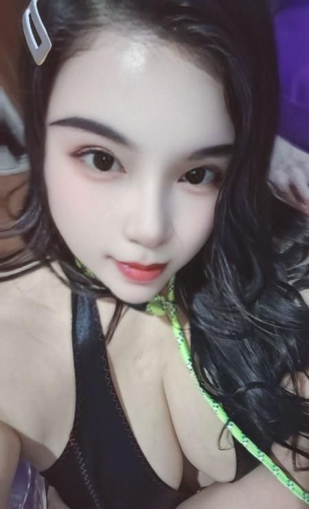 海珠欧美臀玲玲 1