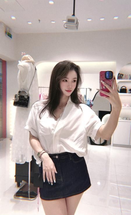 后入波浪臀霜儿老师 1