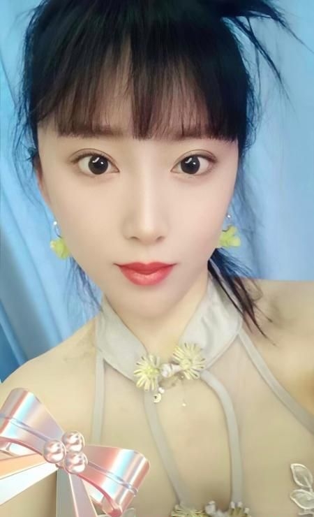滨江大屁股少妇鑫鑫 1
