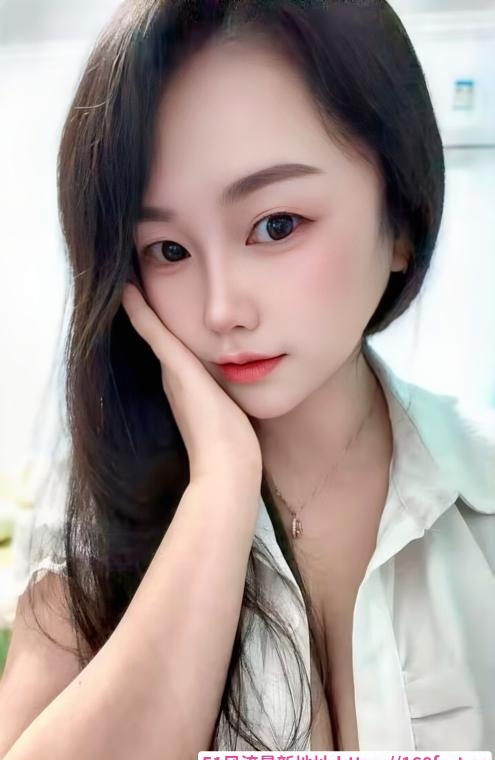 上城爆乳娃娃脸骚货 3