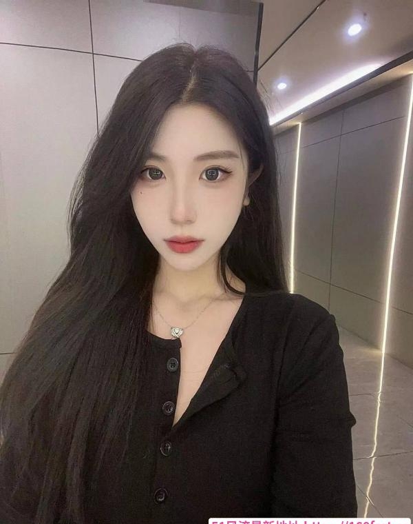 天河肉感十足李菲迪 3
