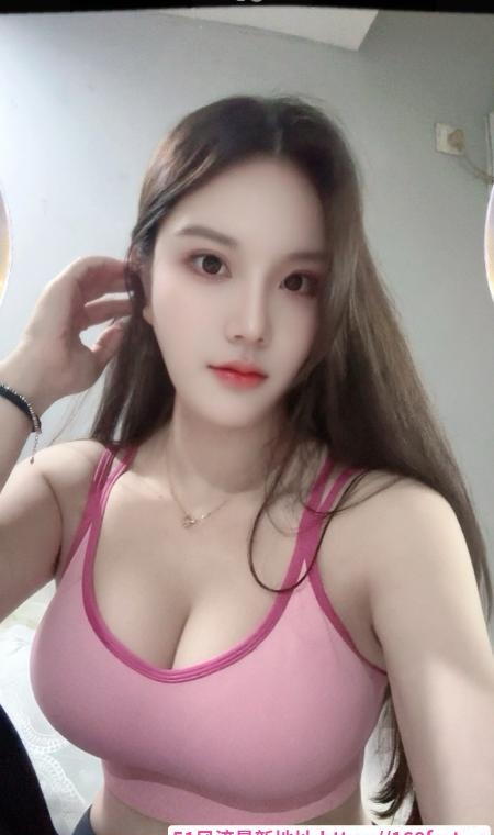 肤白美臀西宝 3