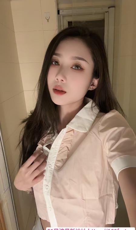 黑丝长腿俏佳人 3