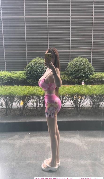 H杯大胸翘臀善朵 3