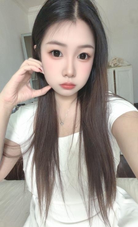 徐汇纹身制服大奶美女 3