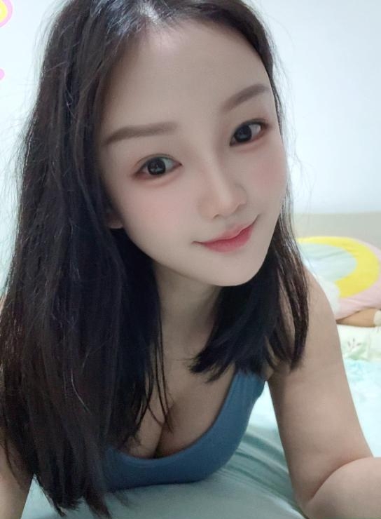 白云依依 3